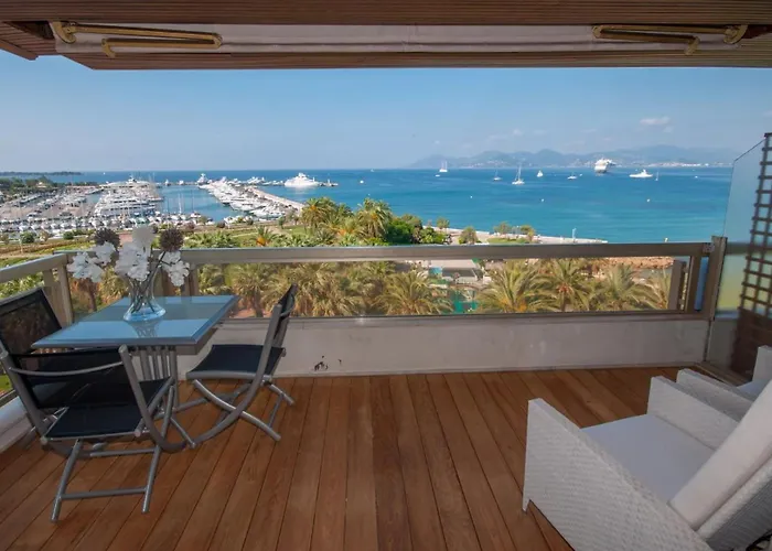Croisette - 2 Bedrooms - Panoramic Sea View
