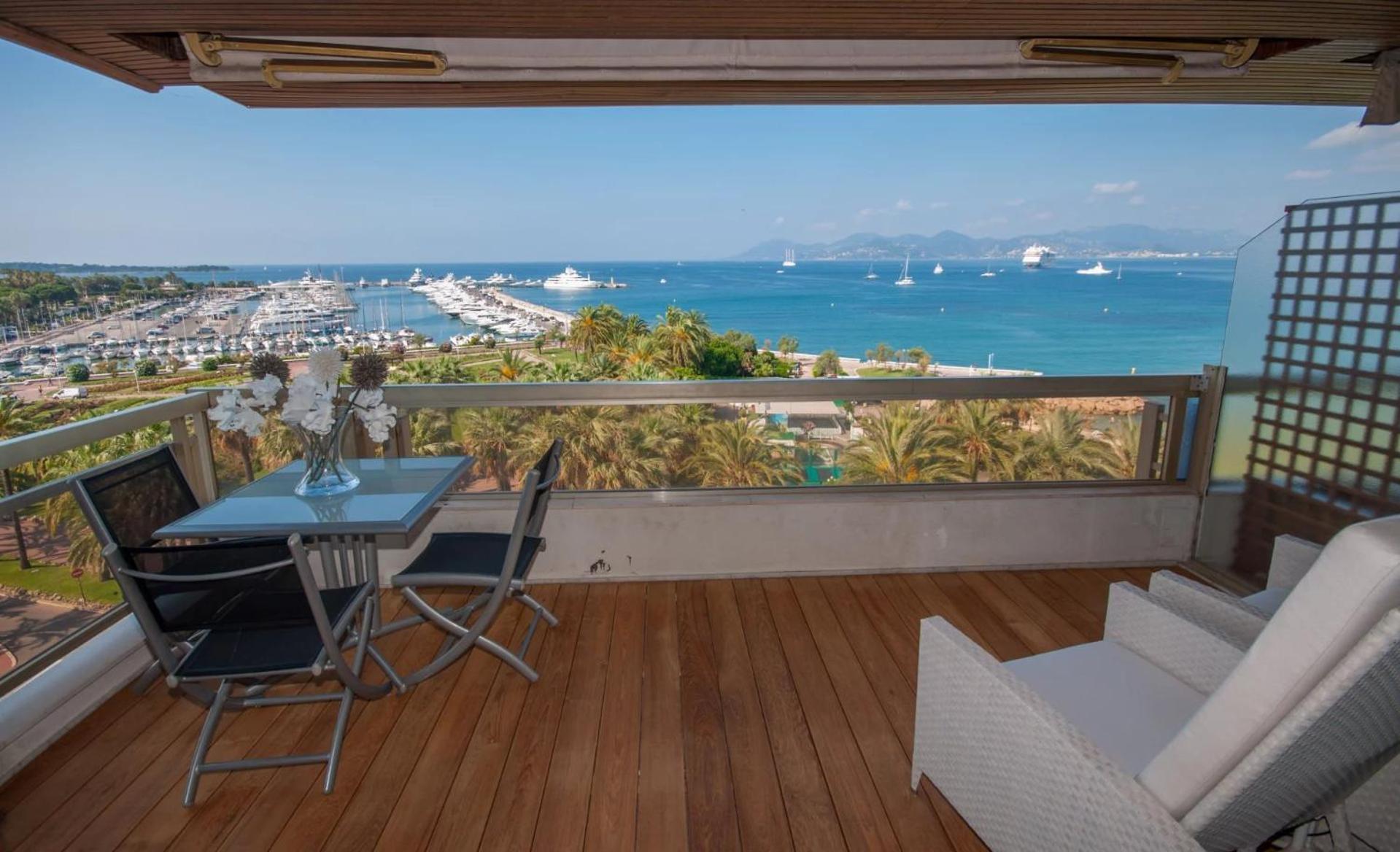 Croisette - 2 Bedrooms - Panoramic Sea View